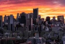 人妻同级生-跨越界限，人妻同级生的微妙平衡